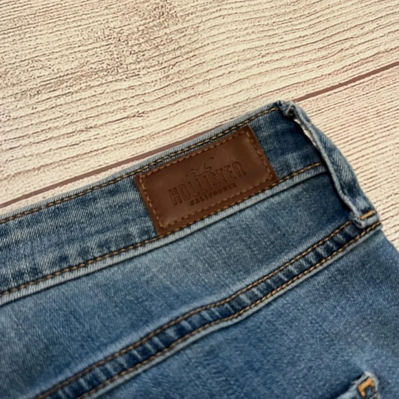 Hollister Y2K High Rise Super Skinny Distressed Medium Wash Jeans 13/31 - Picture 7 of 11